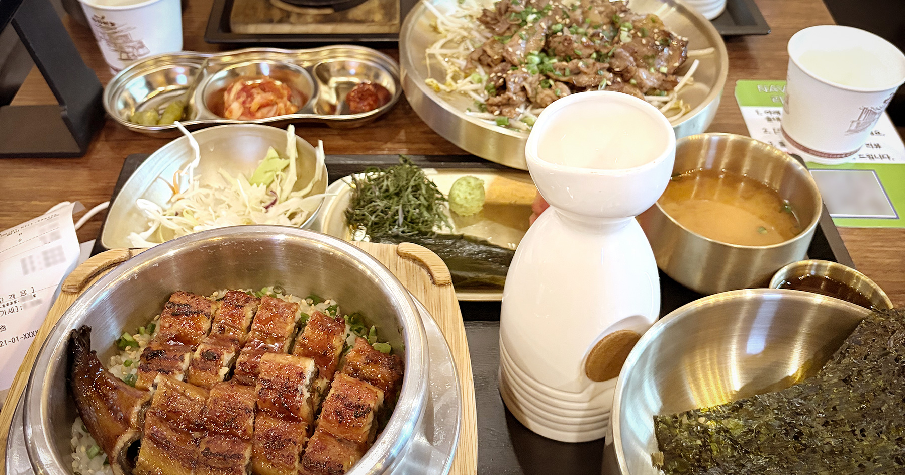 솥내음 마곡 발산역점 장어솥밥과 전골솥밥, 반찬까지 차린 한 상